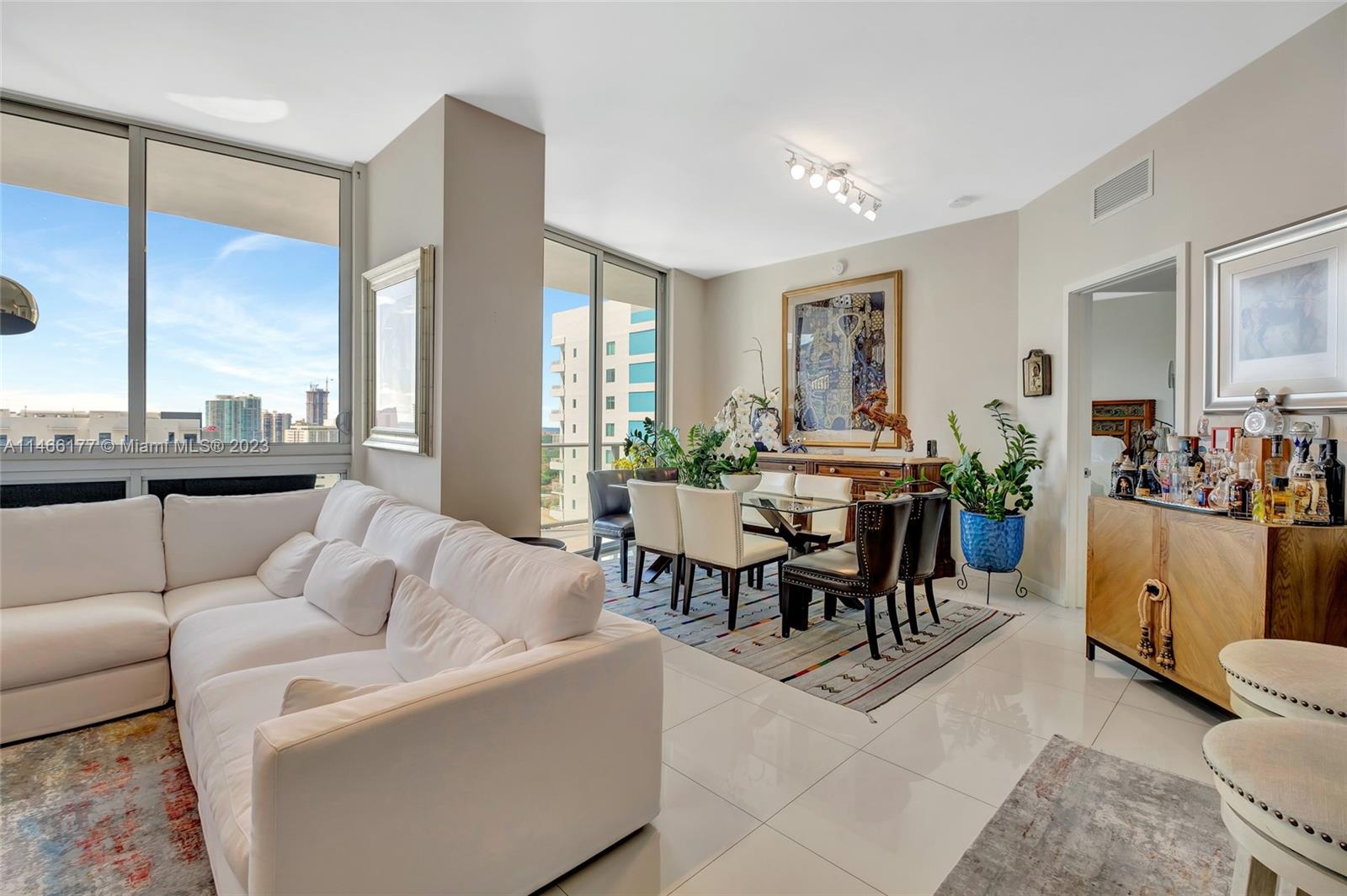 1010 SW 2nd Ave # 2101