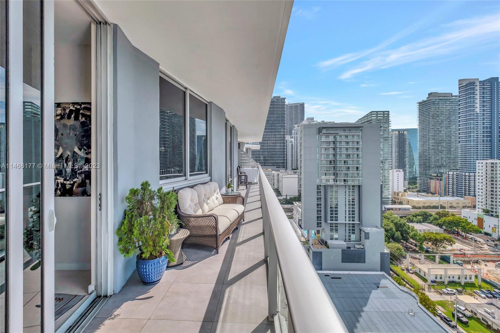 1010 SW 2nd Ave # 2101