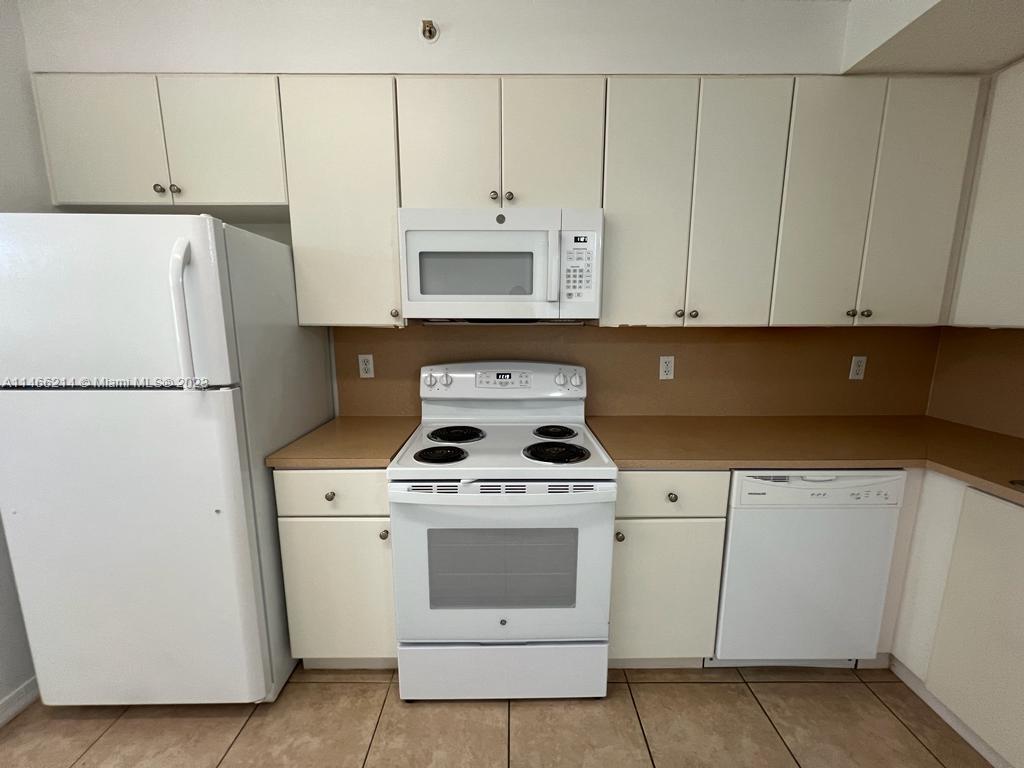 22921 SW 88 PL # 202