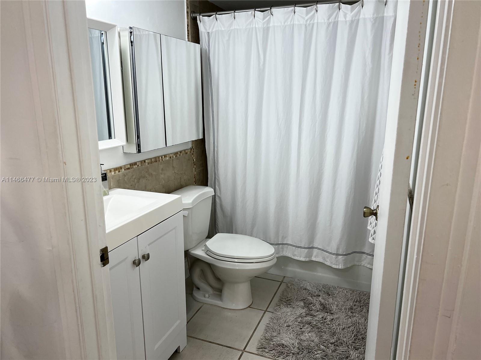 151 Crandon Blvd # 328