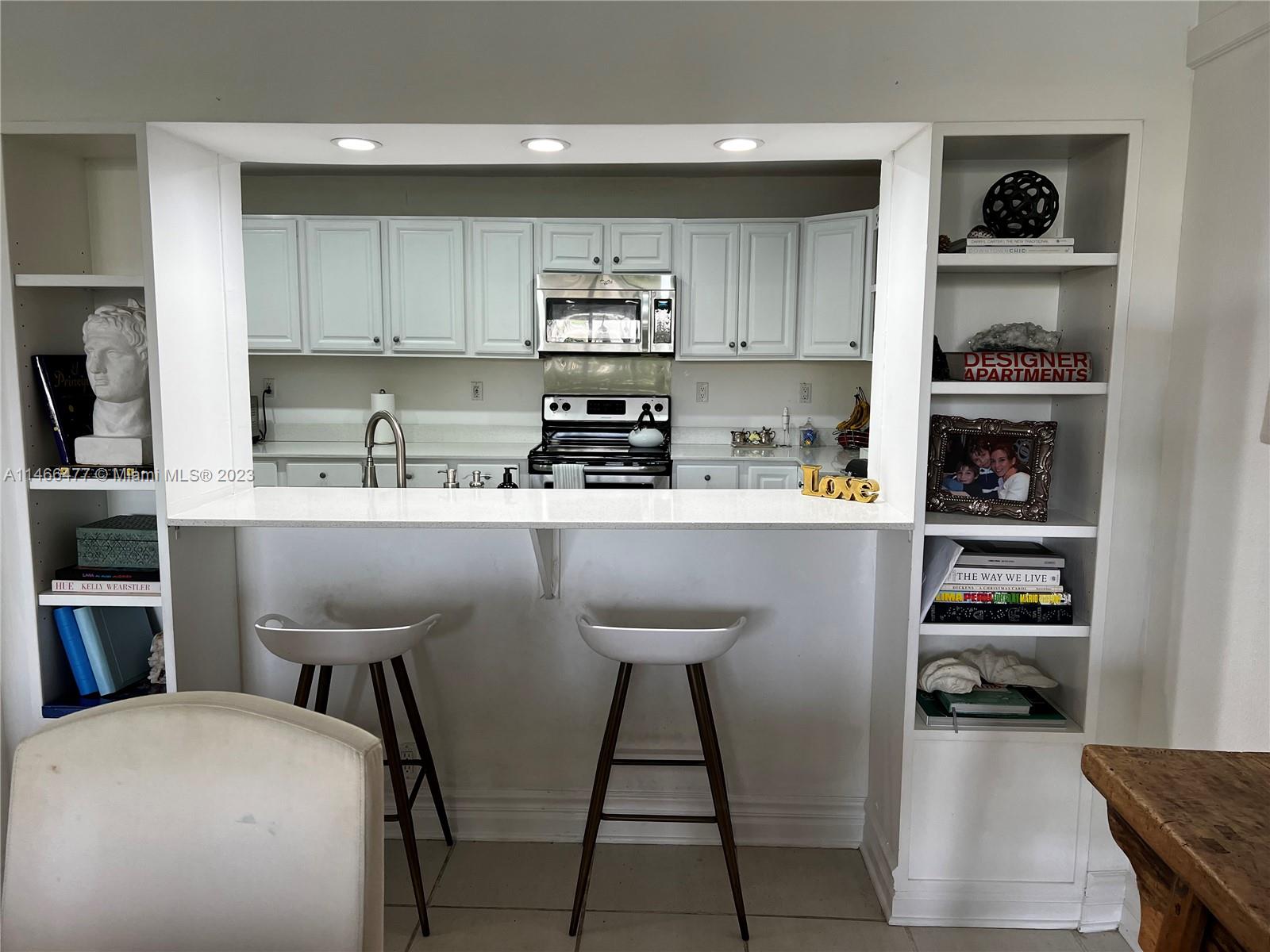 151 Crandon Blvd # 328