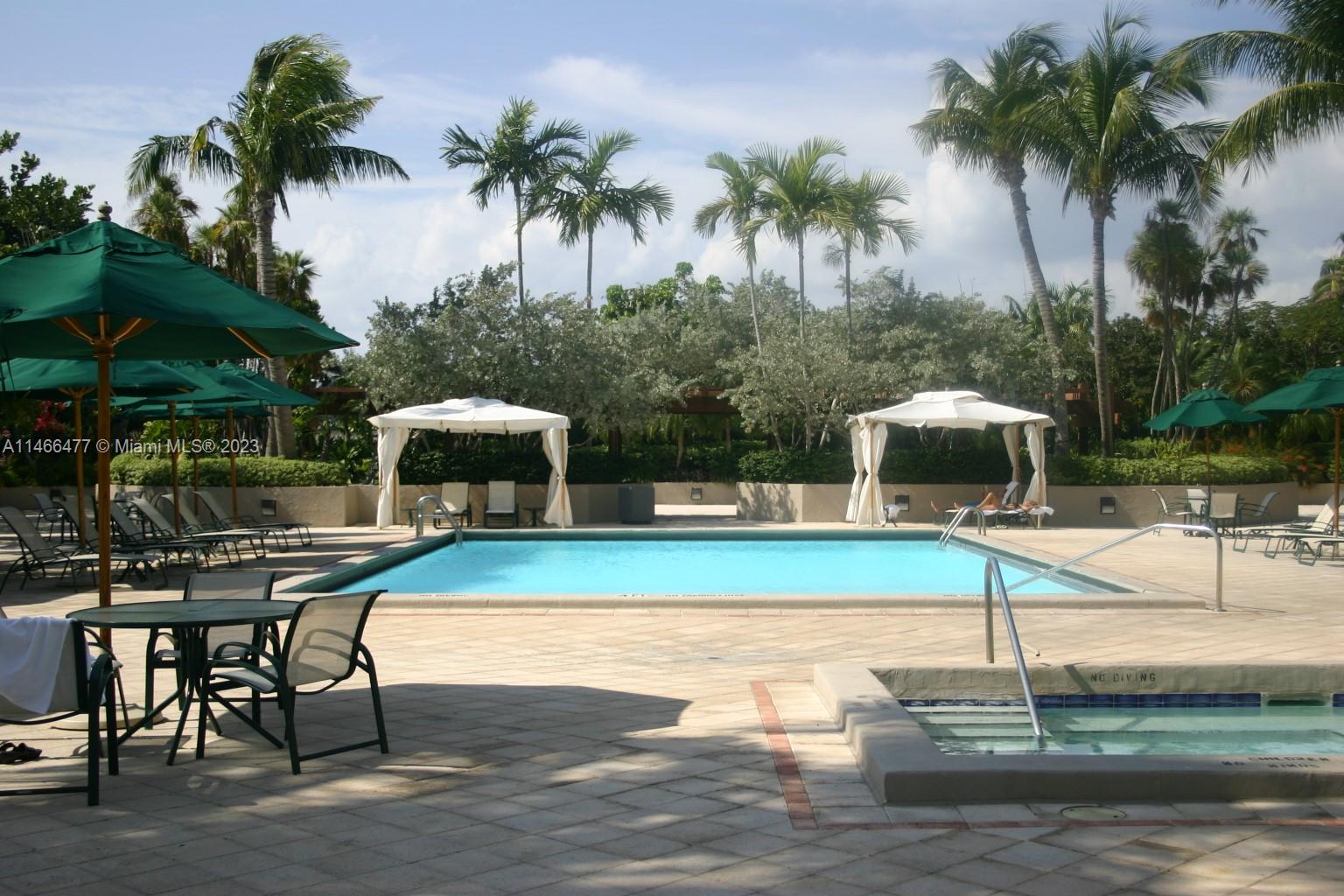 151 Crandon Blvd # 328