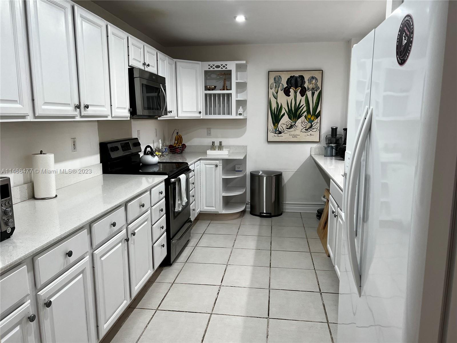 151 Crandon Blvd # 328