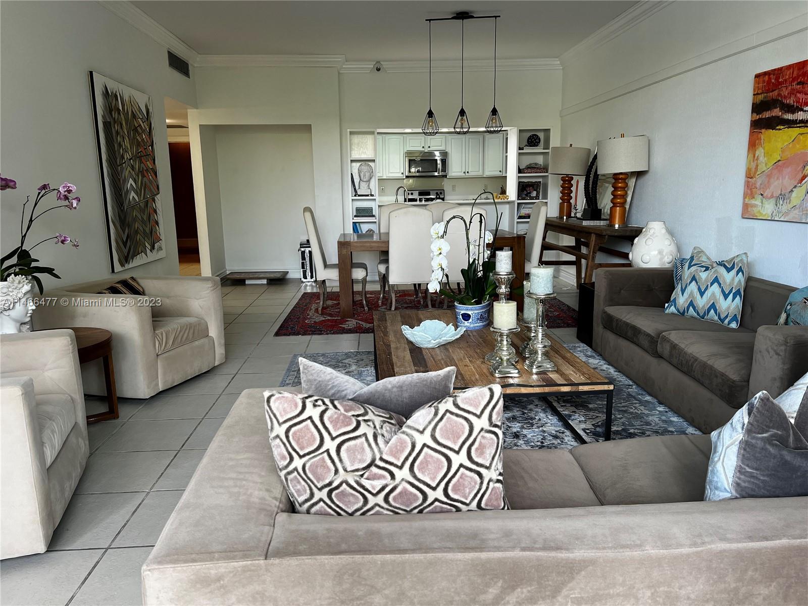 151 Crandon Blvd # 328