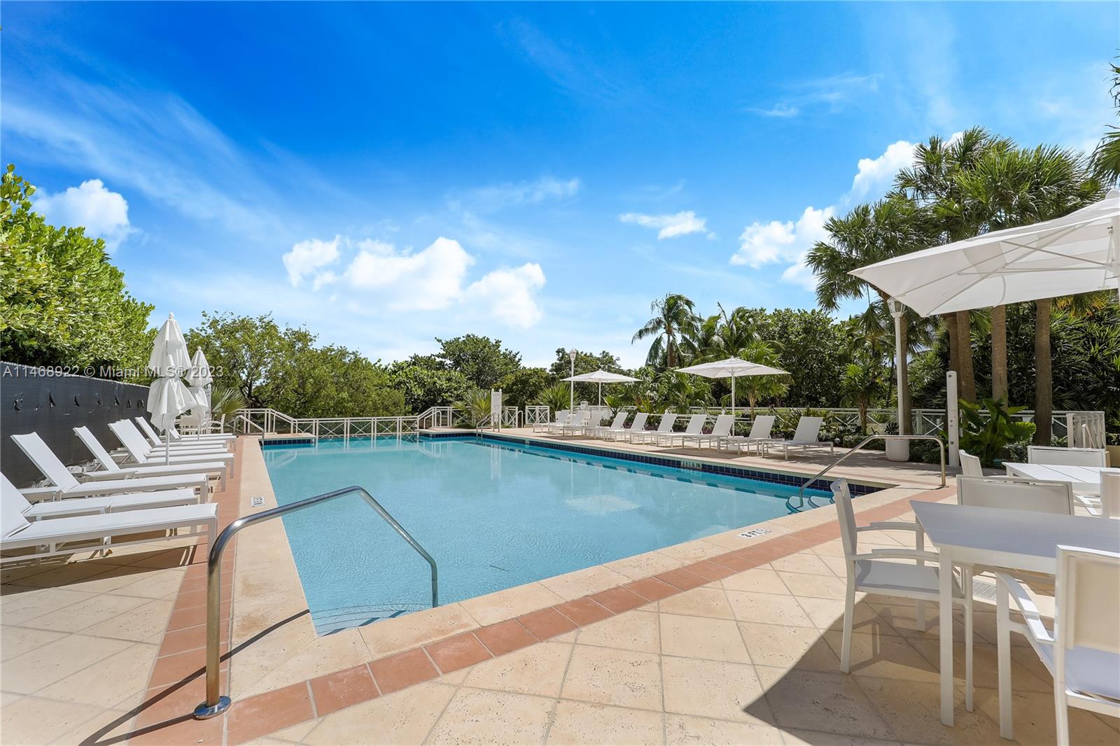430 Grand Bay Dr # 902