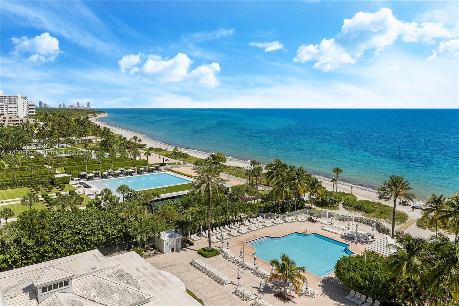 430 Grand Bay Dr # 902
