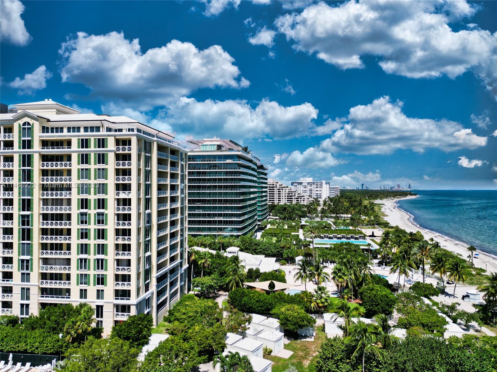 430 Grand Bay Dr # 902