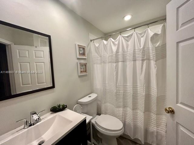 5761 NW 115th Ct # 109