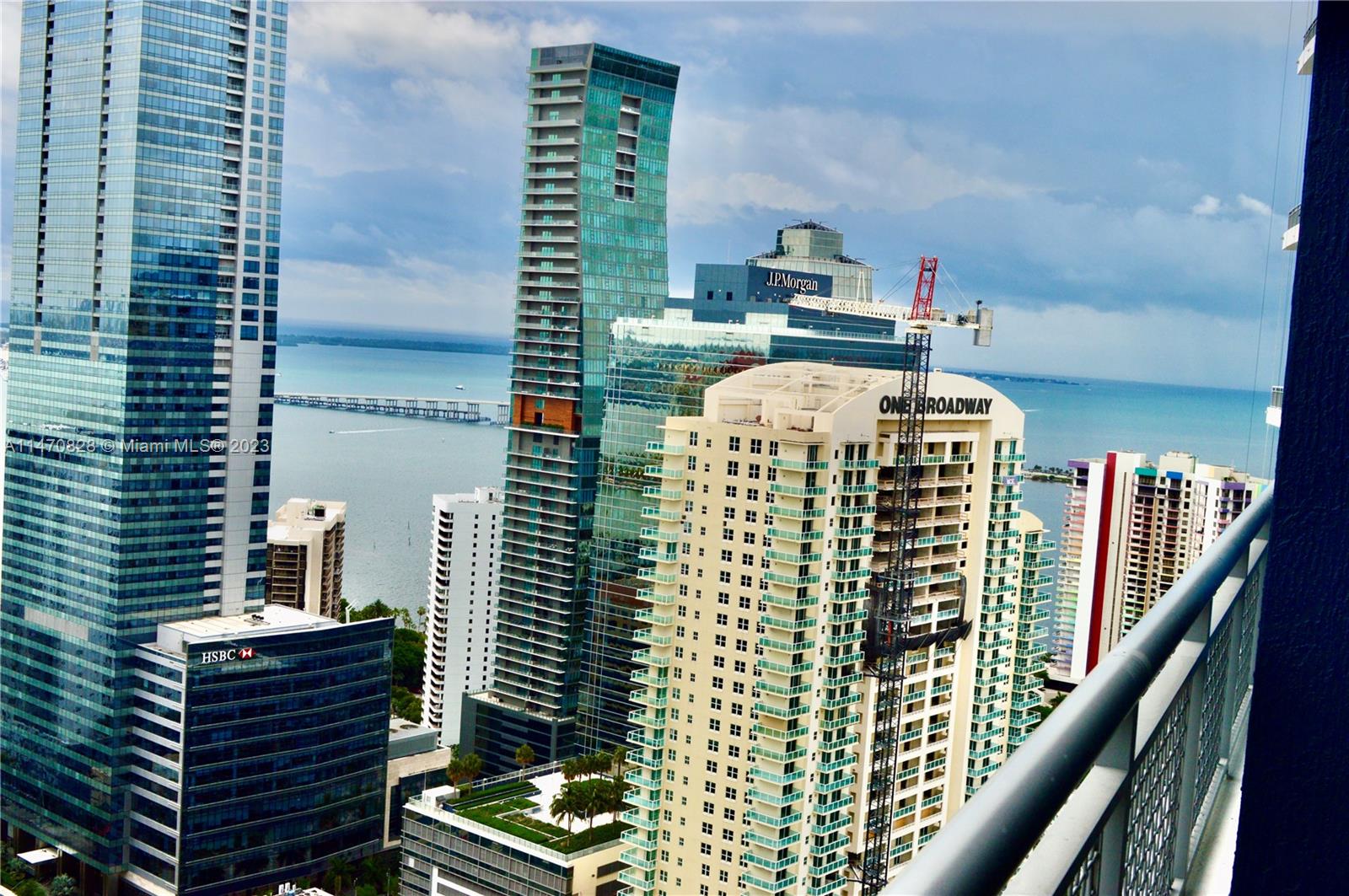 60 SW 13th St # 3820