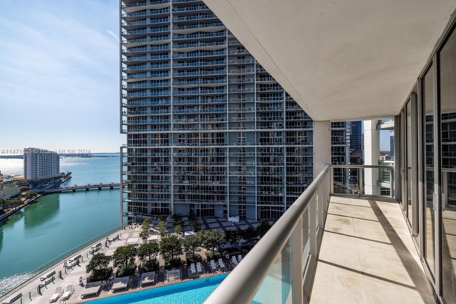 475 Brickell Ave # 2107