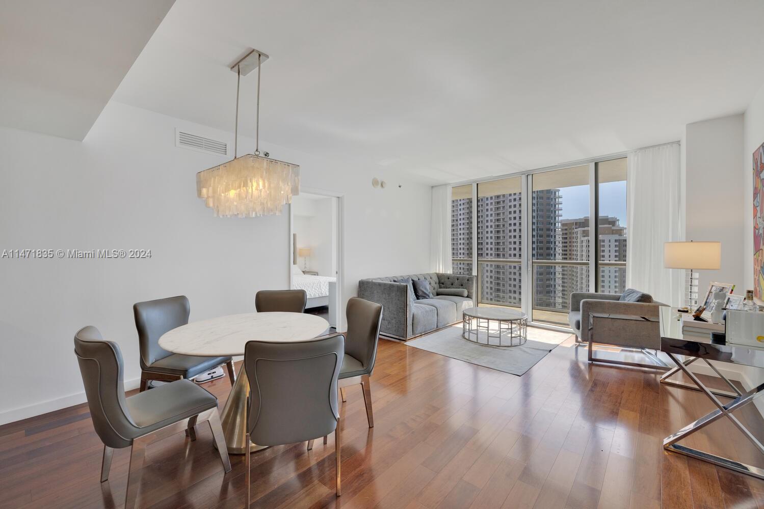 475 Brickell Ave # 2107