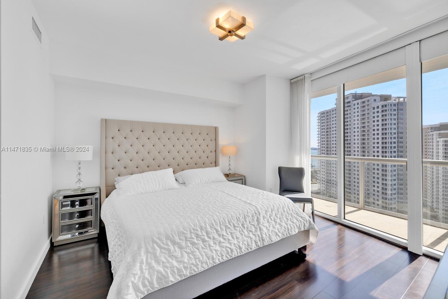 475 Brickell Ave # 2107