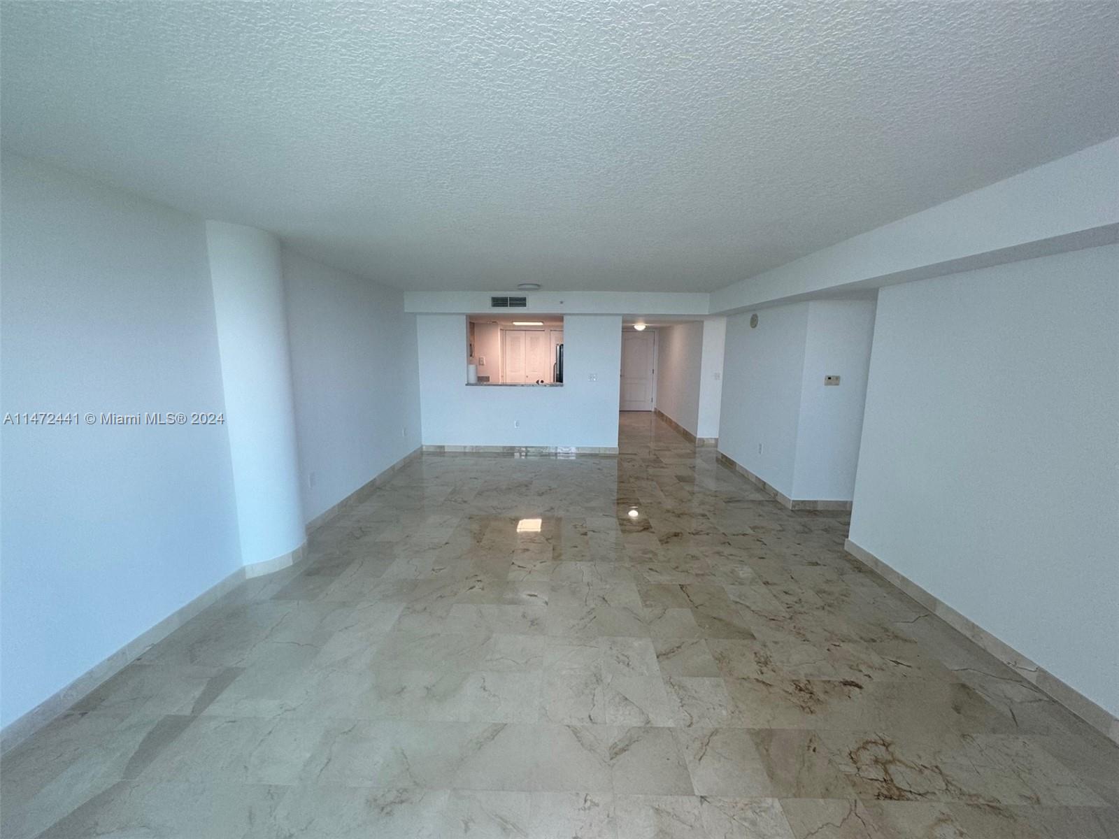 2101 Brickell Ave # 1112