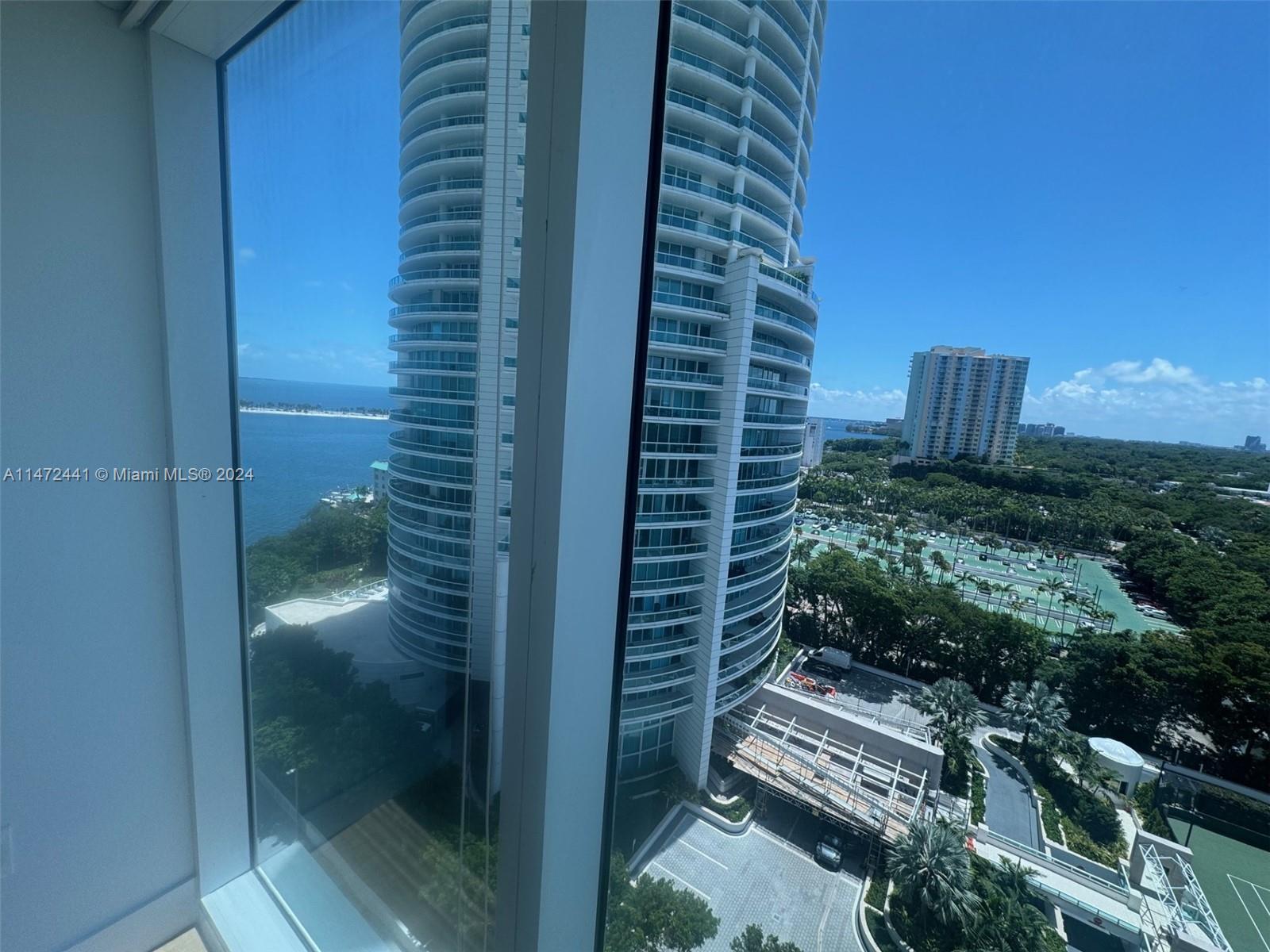 2101 Brickell Ave # 1112