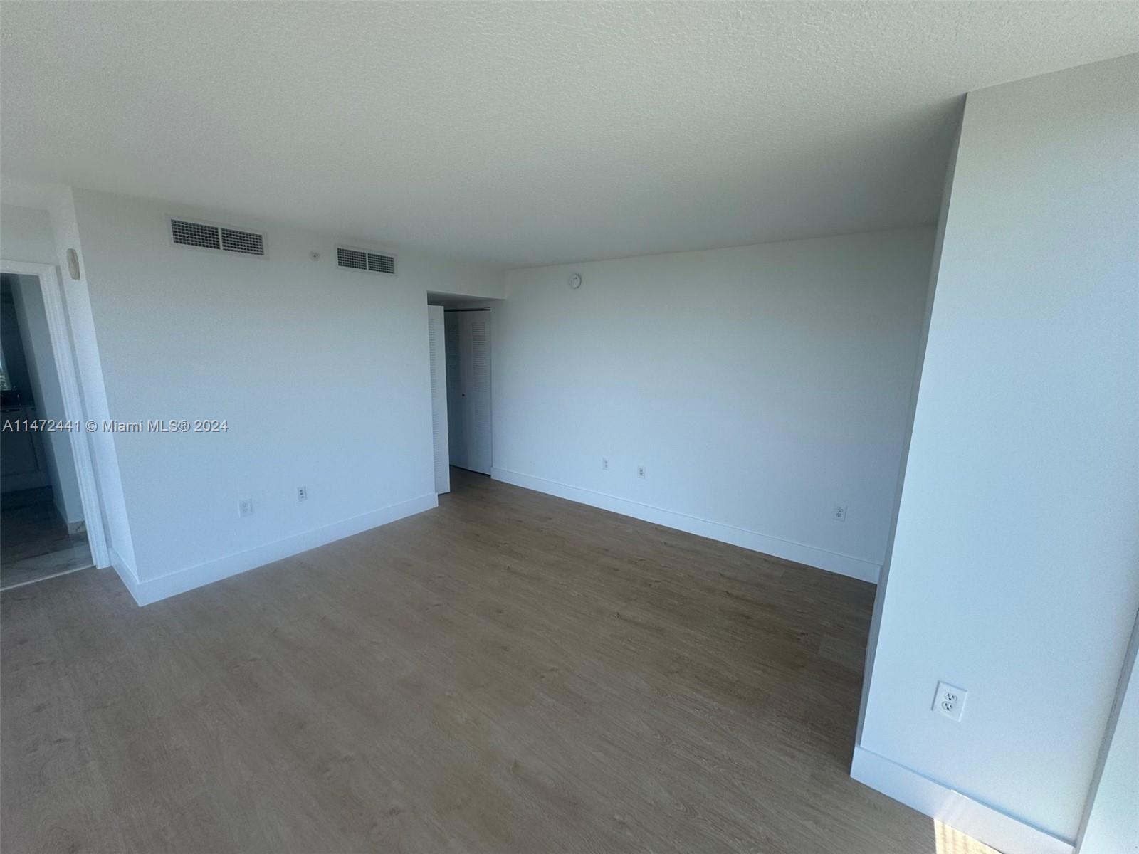 2101 Brickell Ave # 1112