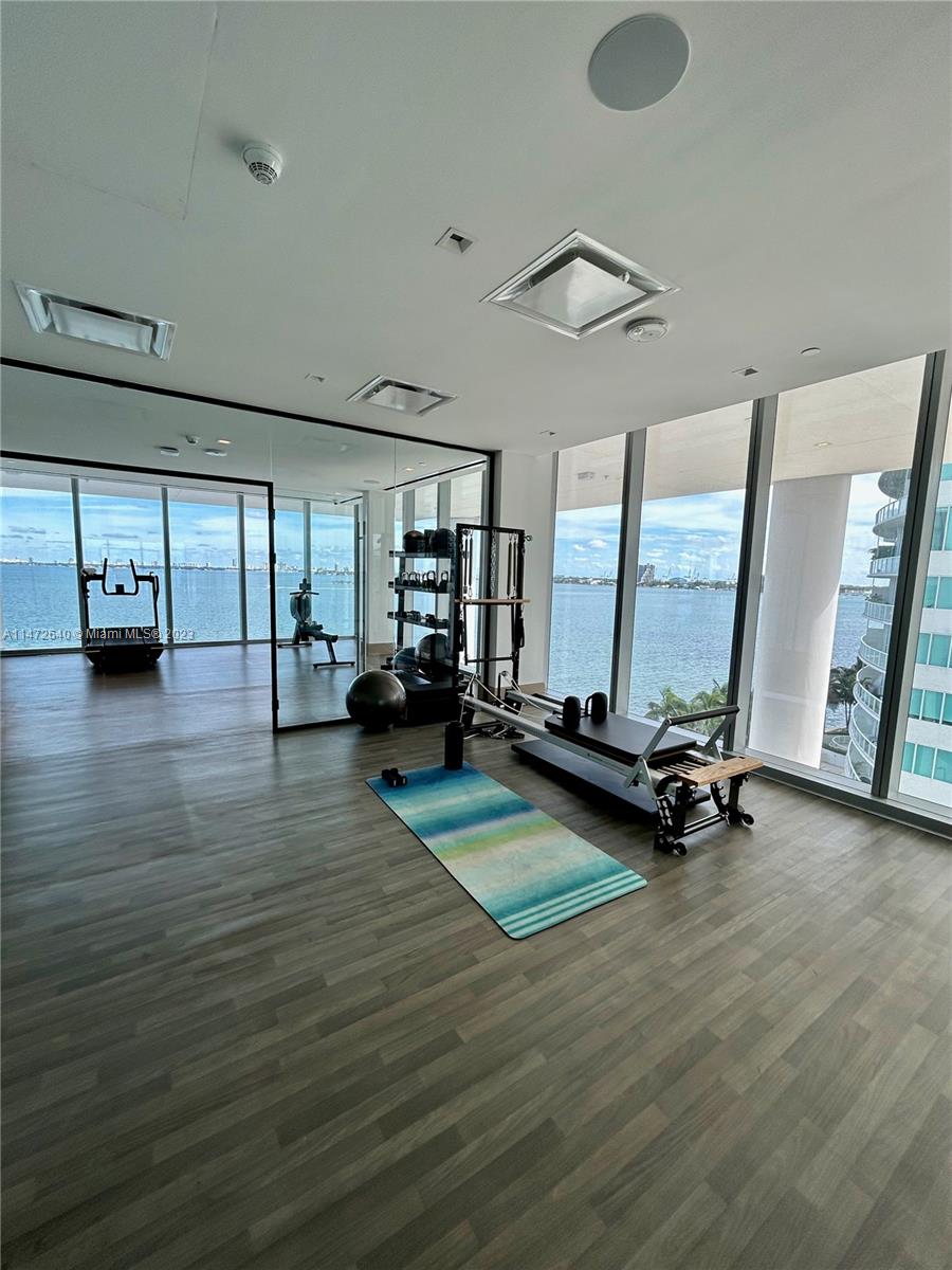 700 NE 26th Terrace # 4506