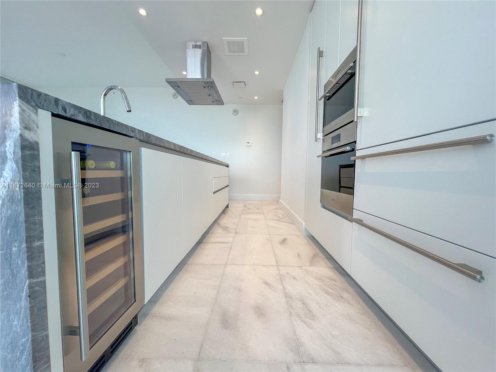 700 NE 26th Terrace # 4506