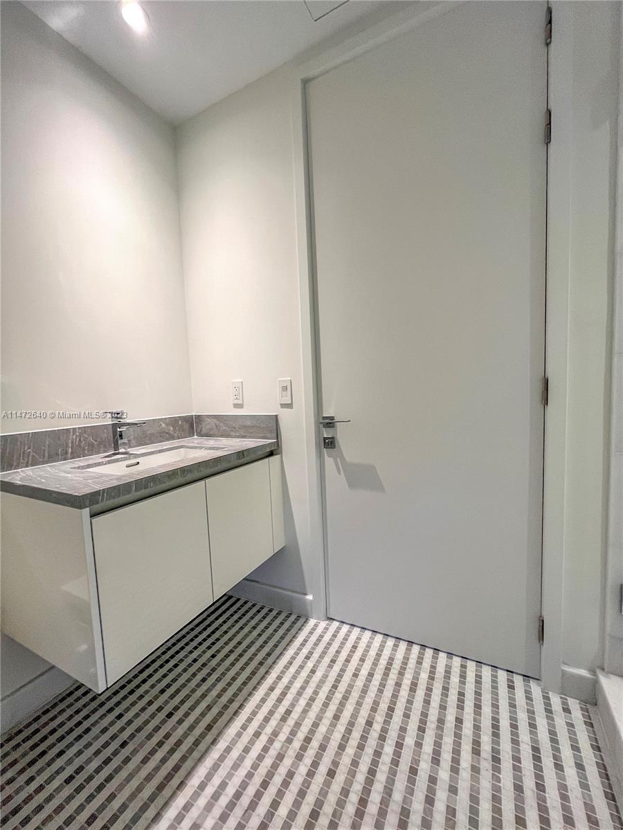 700 NE 26th Terrace # 4506