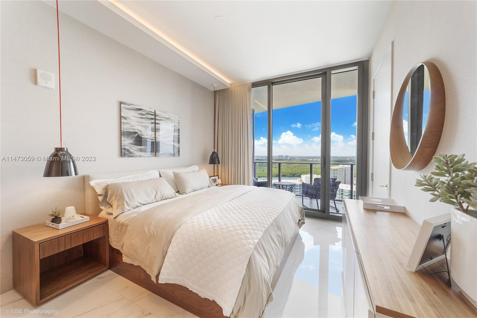 15701 Collins Ave # 2602