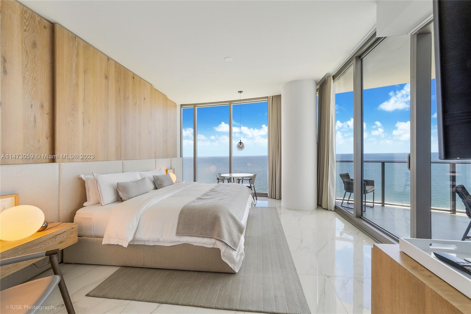 15701 Collins Ave # 2602