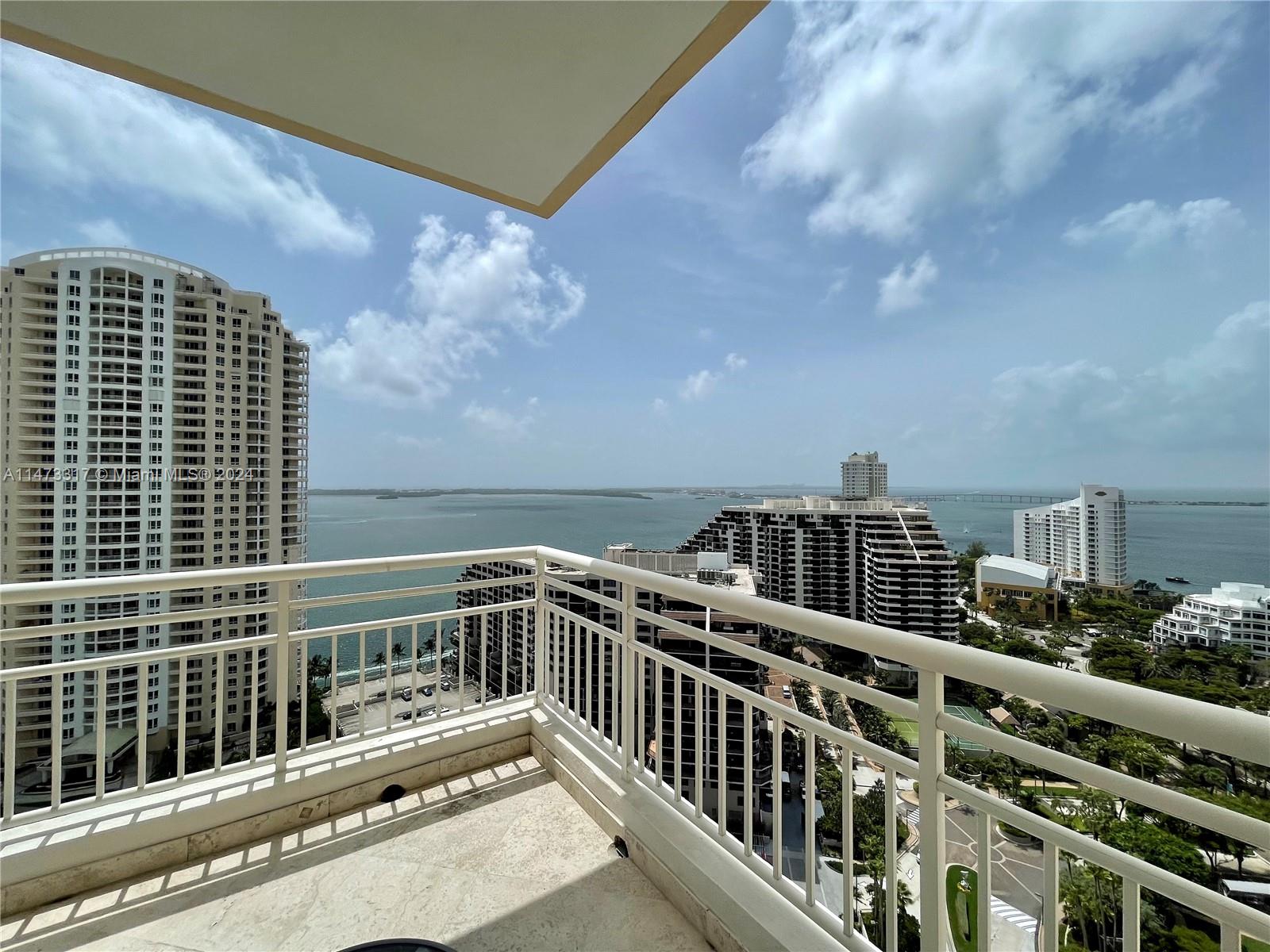 888 Brickell Key Dr # 2605