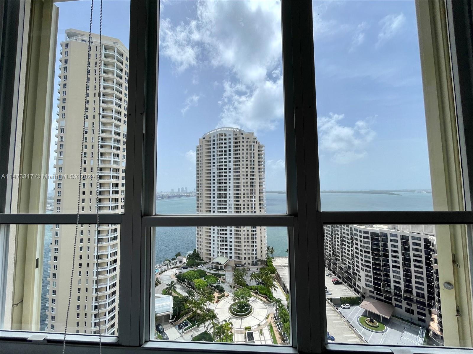 888 Brickell Key Dr # 2605