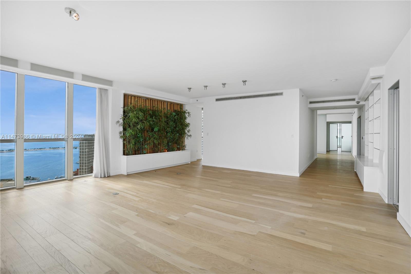 1331 Brickell Bay Dr # 4011