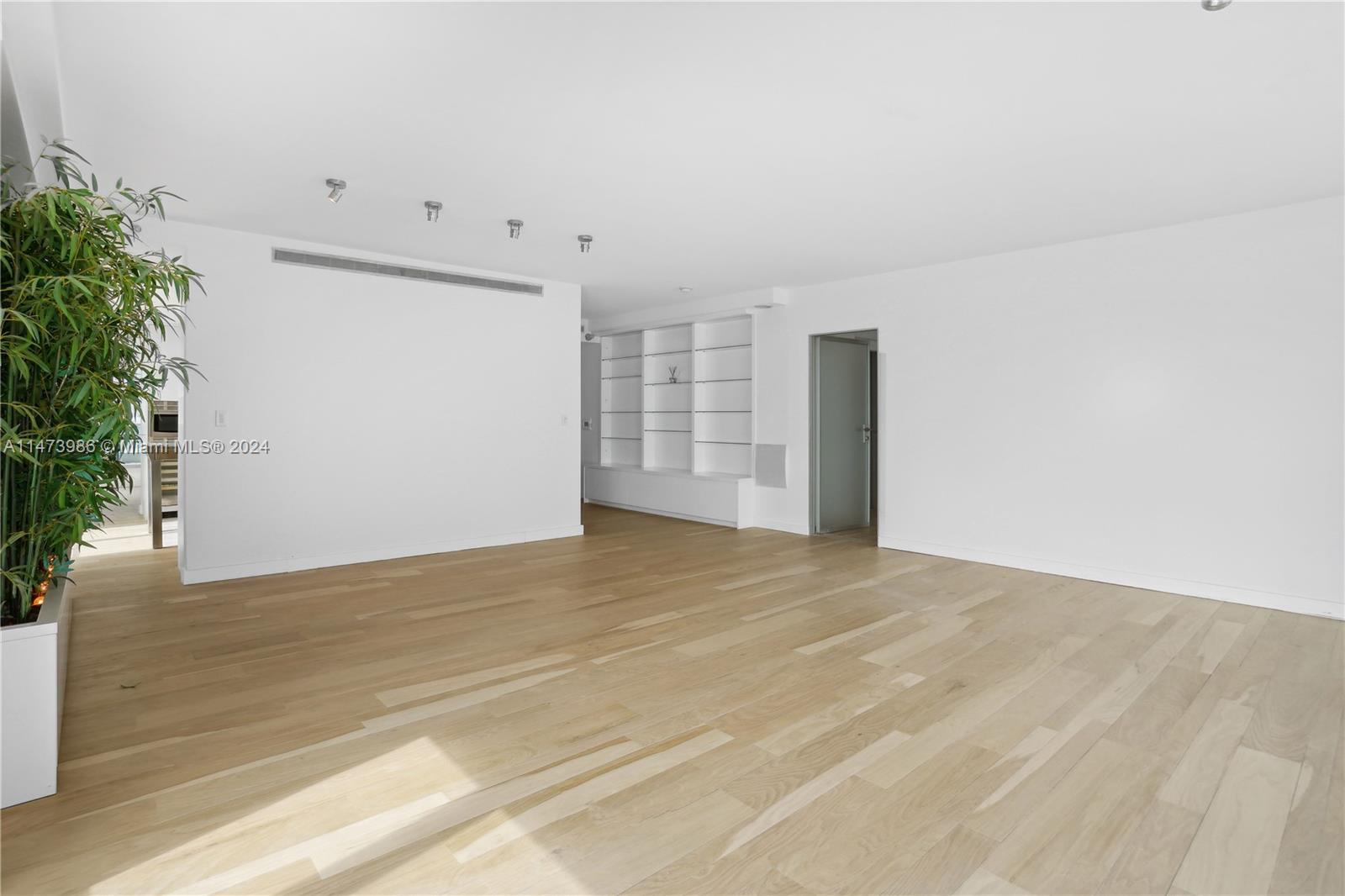 1331 Brickell Bay Dr # 4011