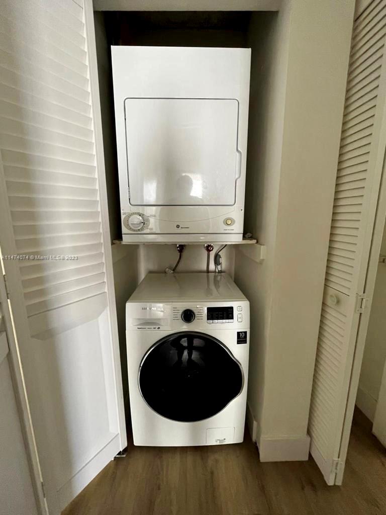 1440 Brickell Bay # 806