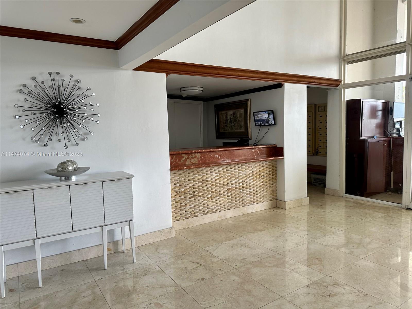 1440 Brickell Bay # 806
