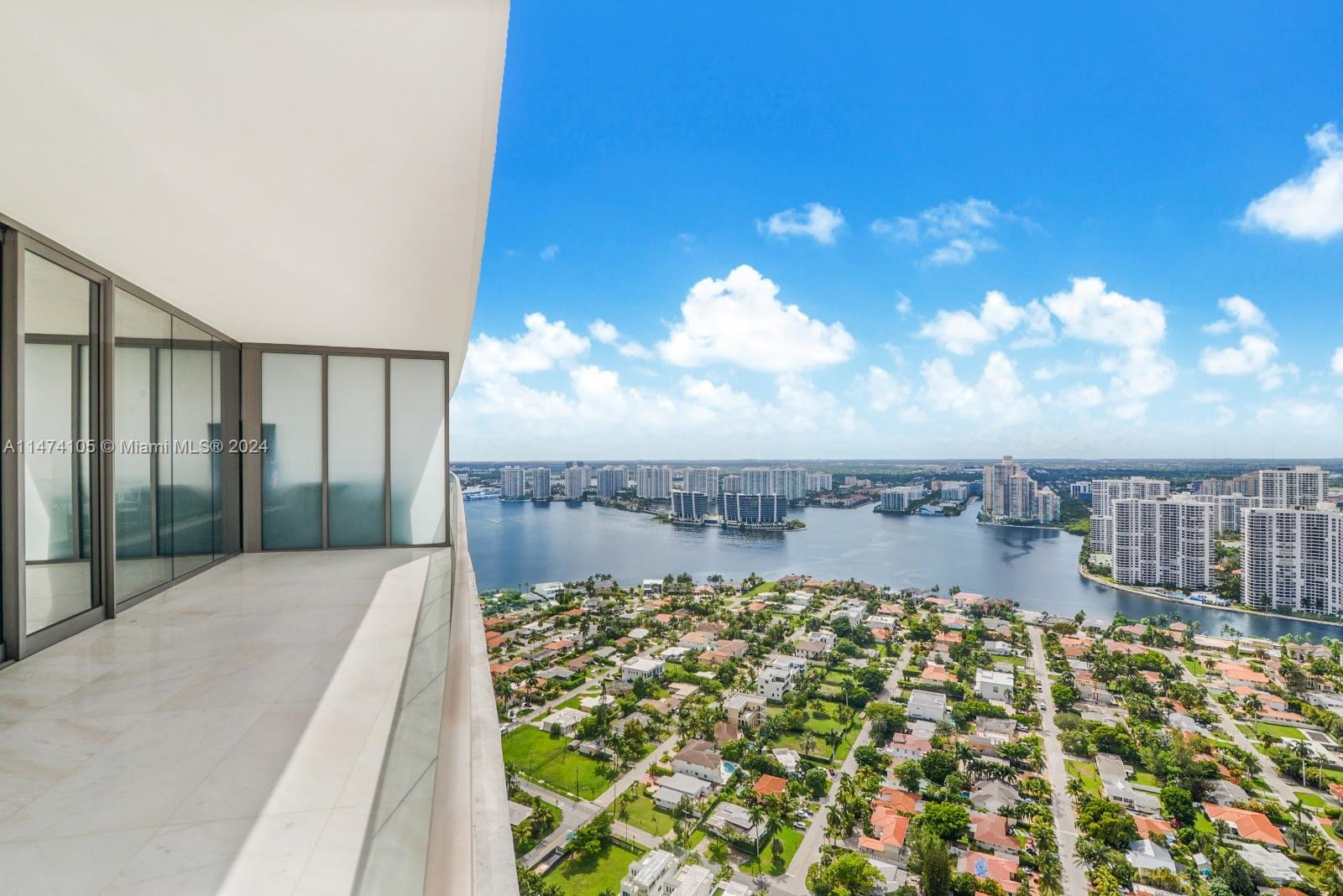 18975 Collins Ave # 3803