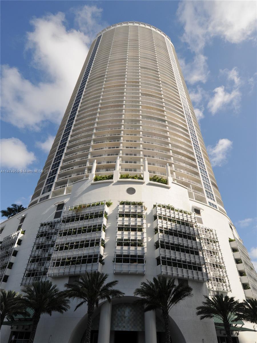 1750 N Bayshore Dr # 3008