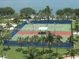 1750 N Bayshore Dr # 3008