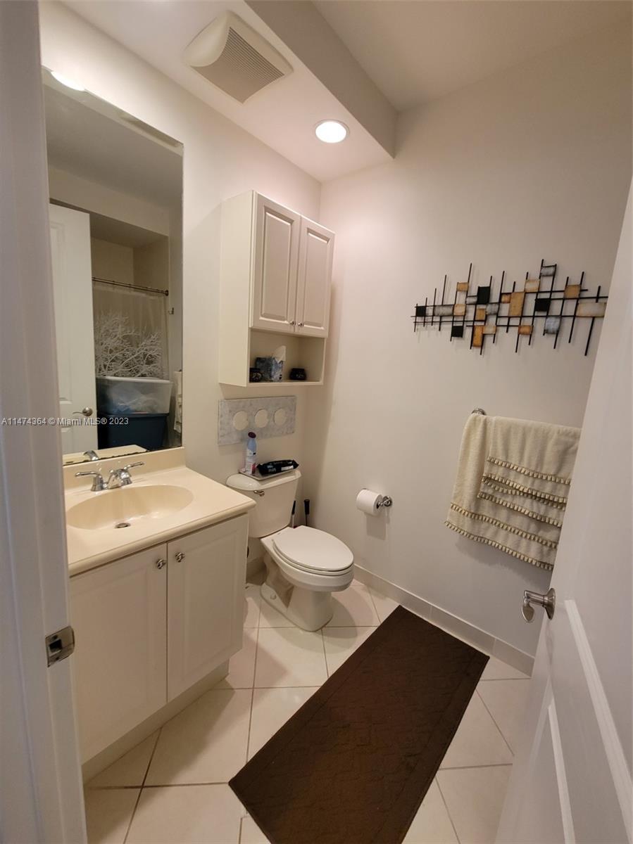3020 NW 125th Ave # 319