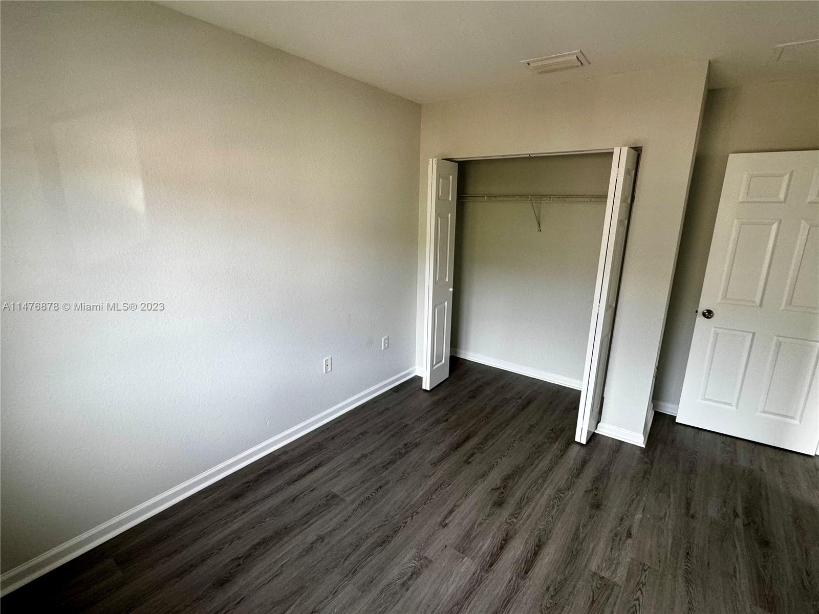 17333 NW 7th Ave # 201