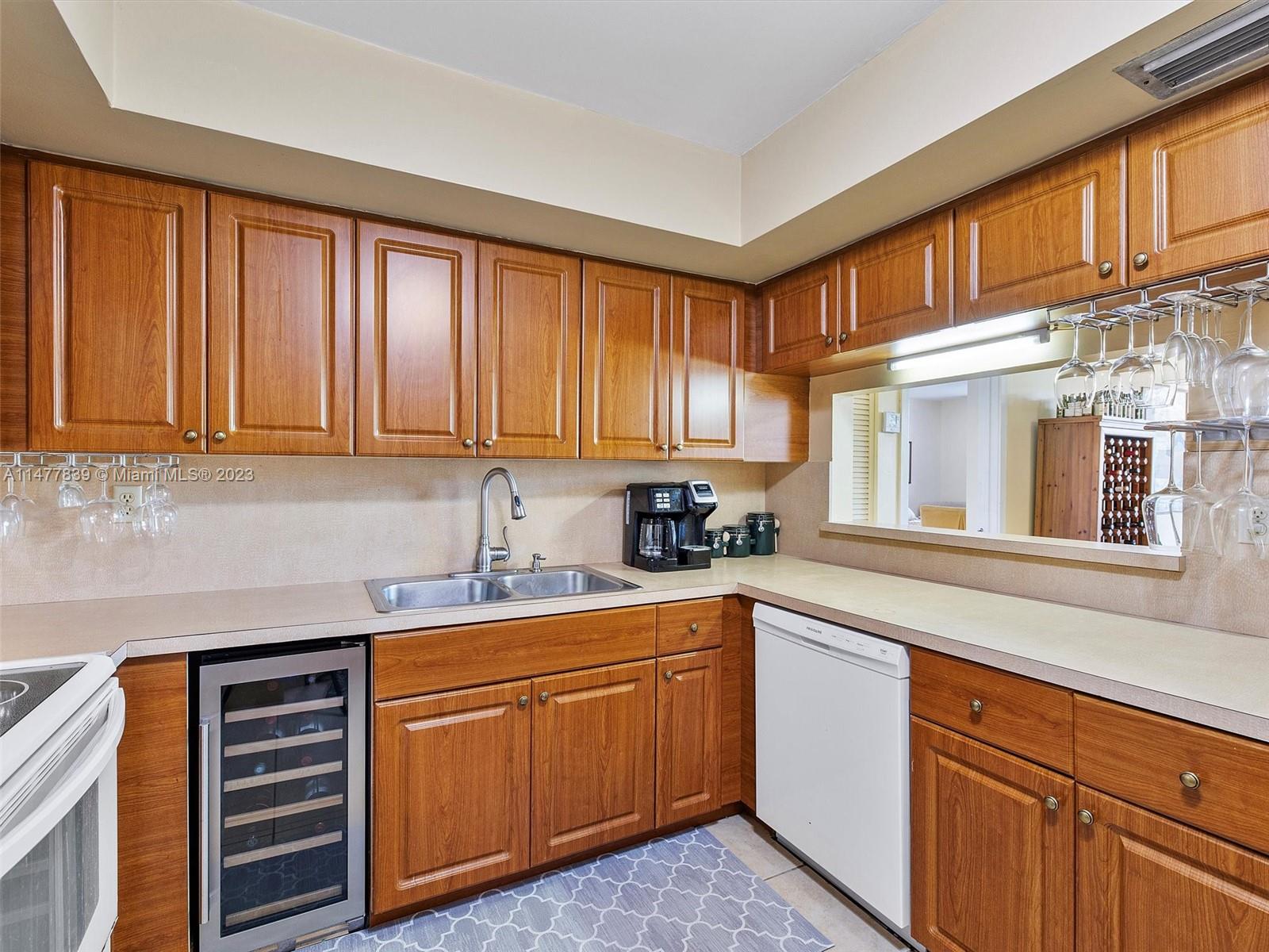 55 Ocean Lane Dr # 3025