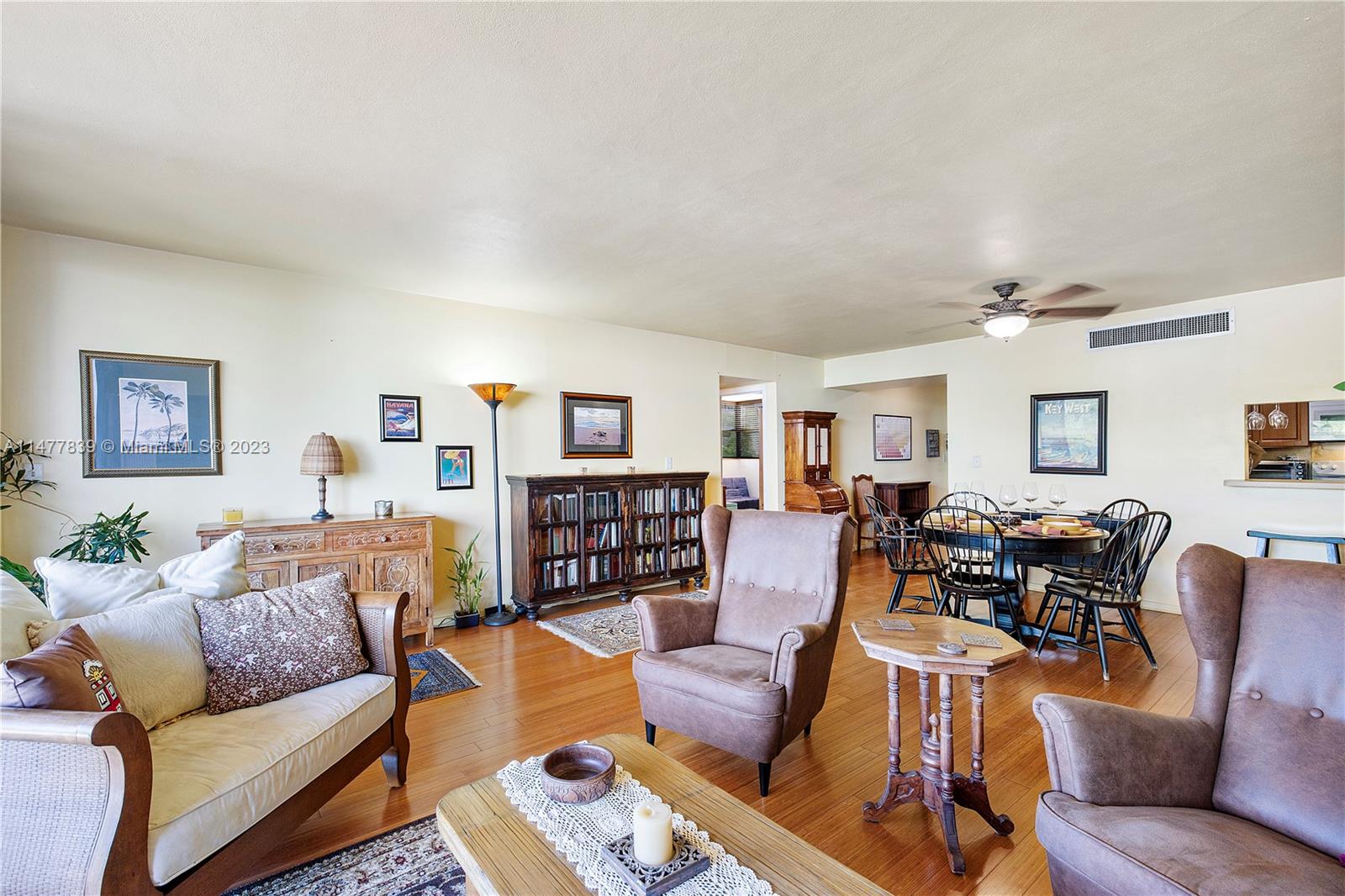 55 Ocean Lane Dr # 3025