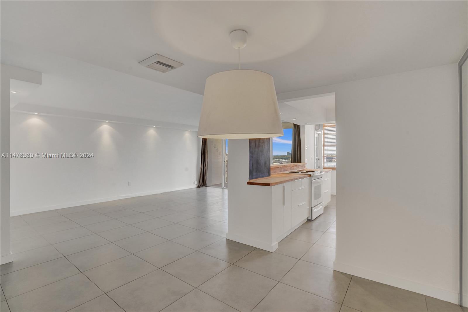 18011 Biscayne Blvd # 1601