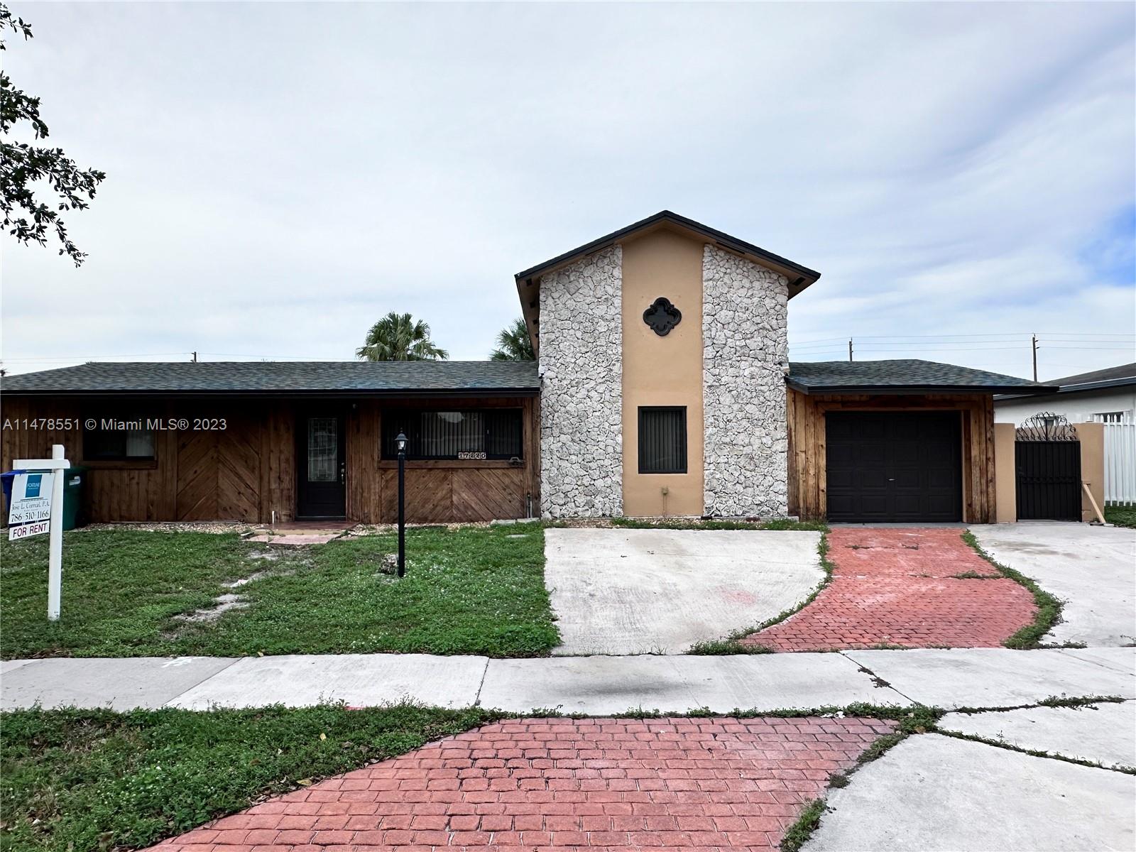 17220 NW 77 CT