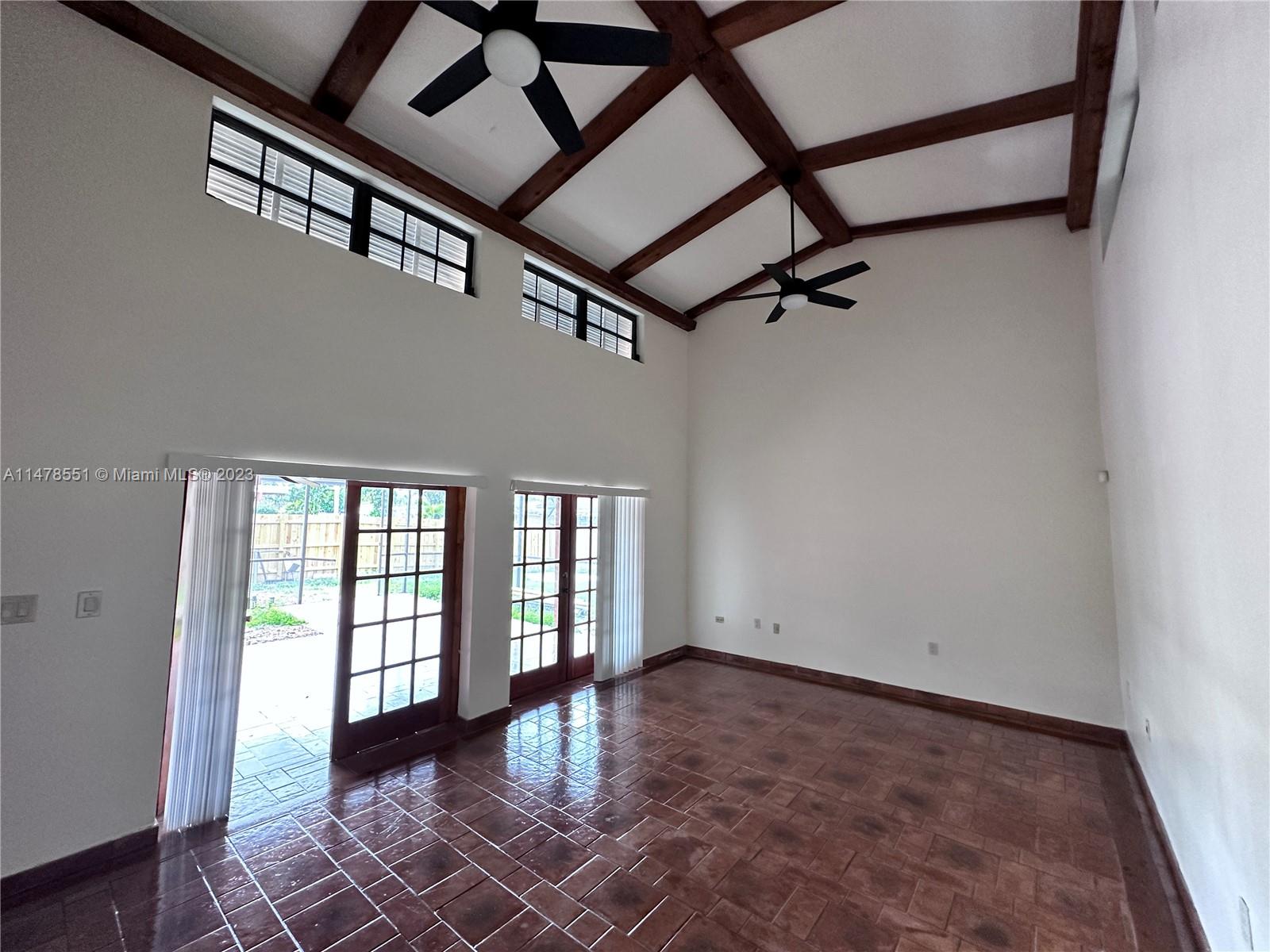 17220 NW 77 CT