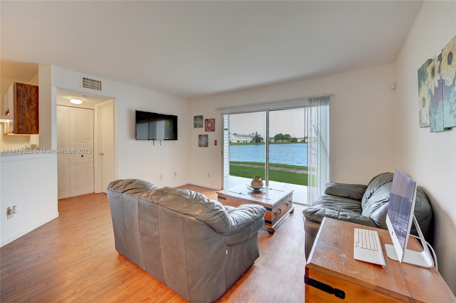 3409 NW 44th St # 101