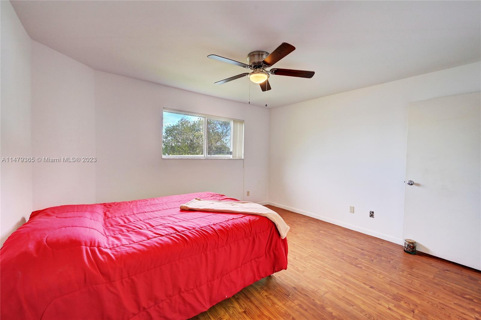 3409 NW 44th St # 101