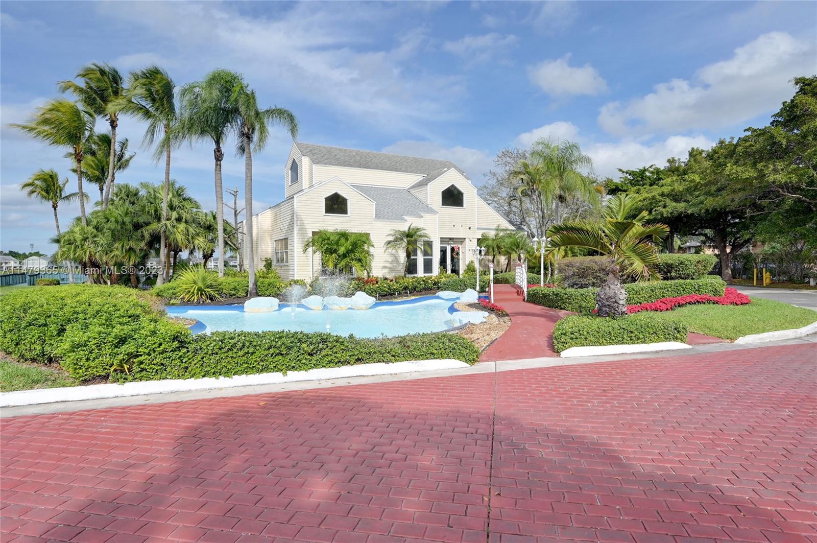 3409 NW 44th St # 101