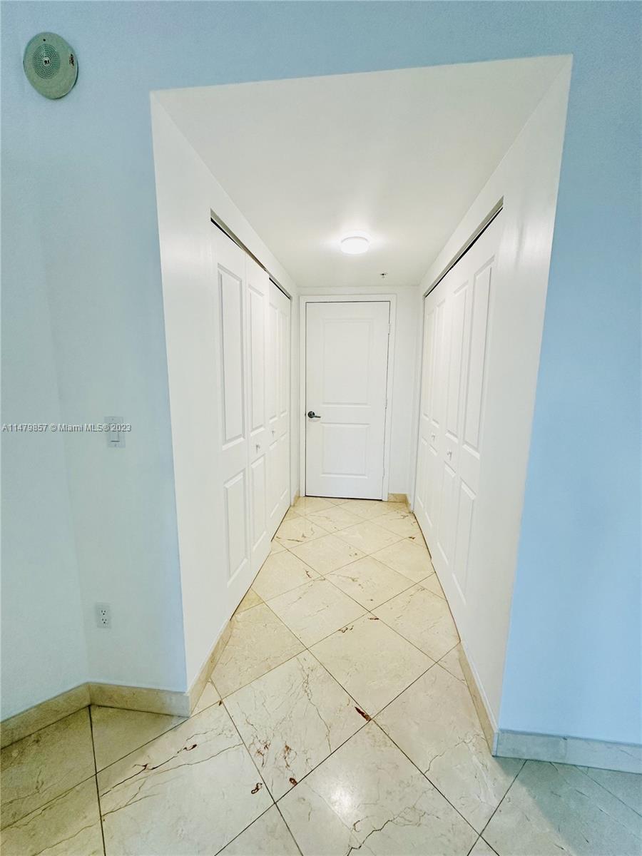 186 SE 12th Ter # 1004