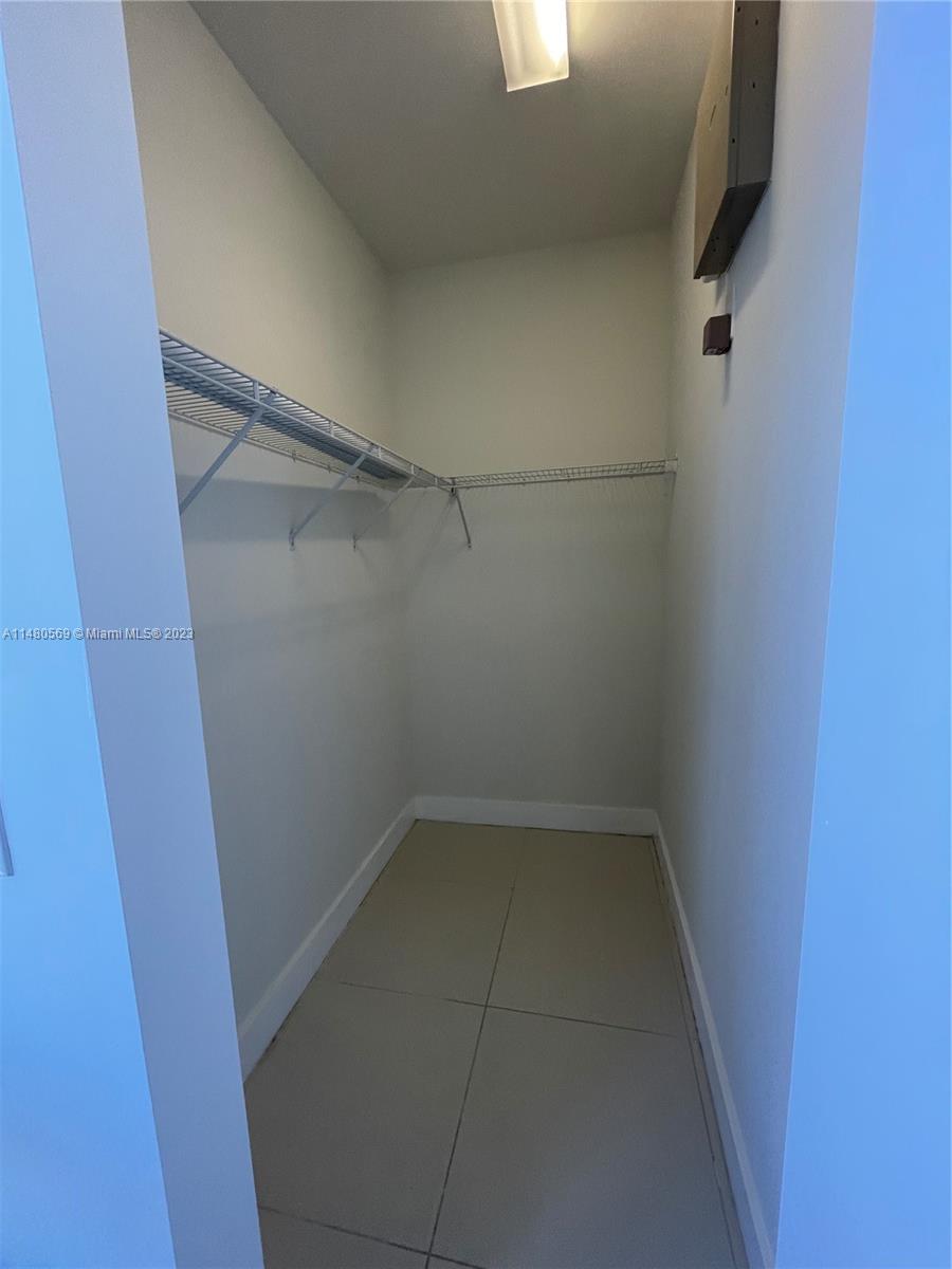 6423 NW 105th Ct Unit: Studio