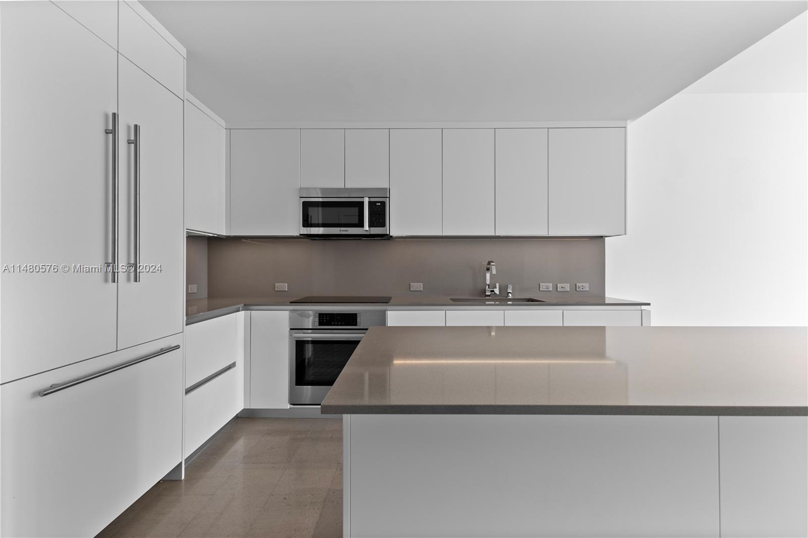 68 SE 6th St # 1705
