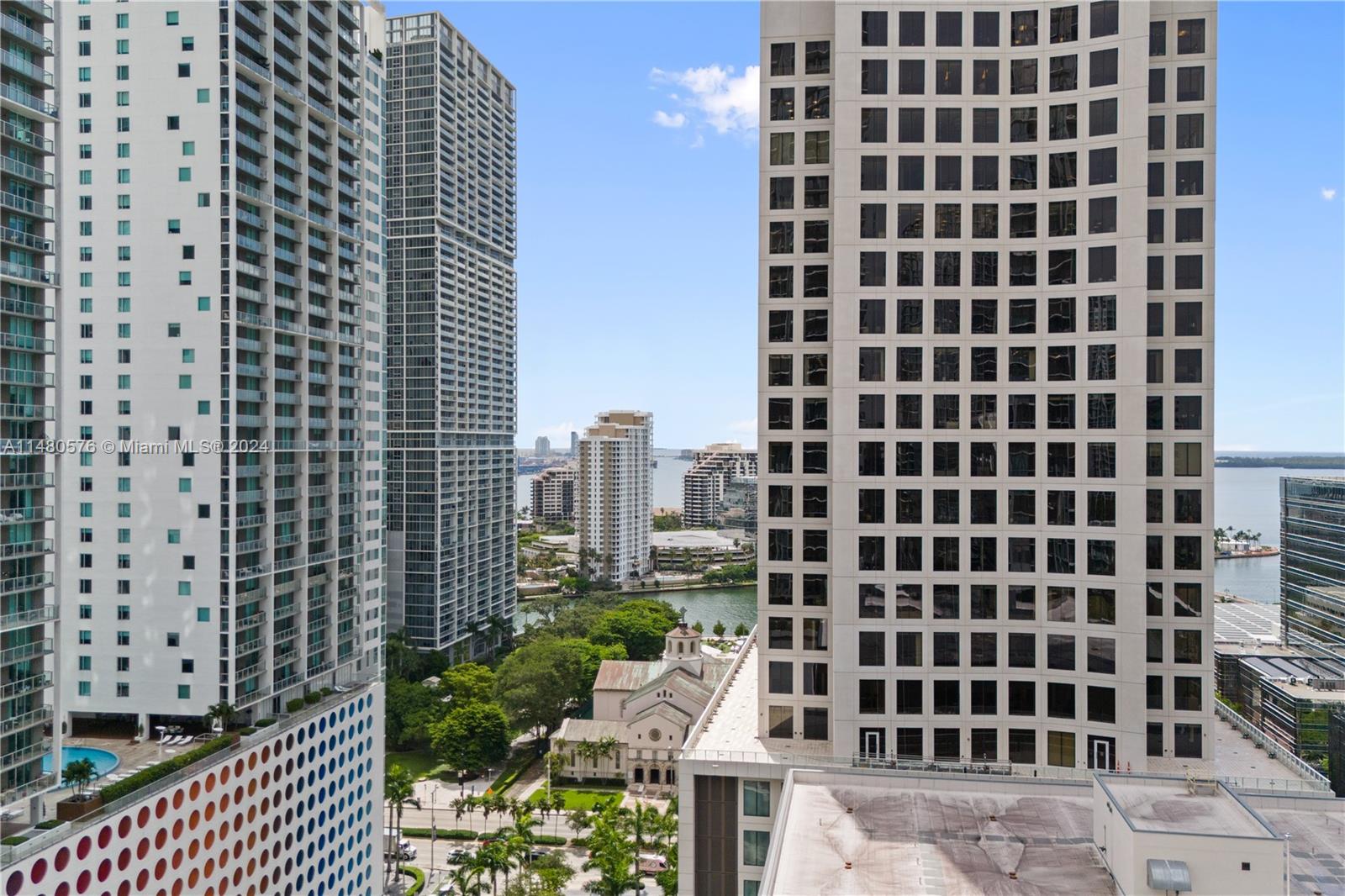 68 SE 6th St # 1705