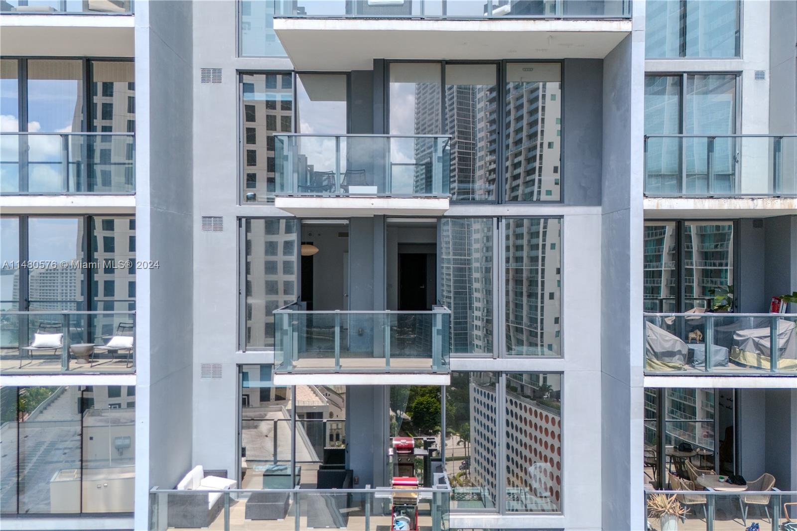 68 SE 6th St # 1705