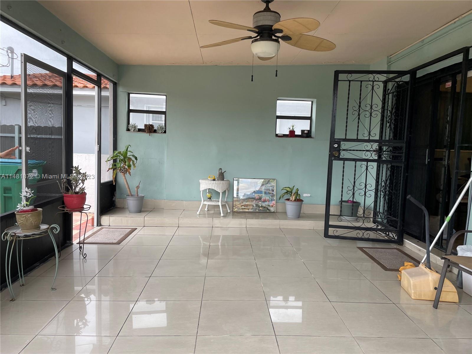 180 NW 72nd Ave