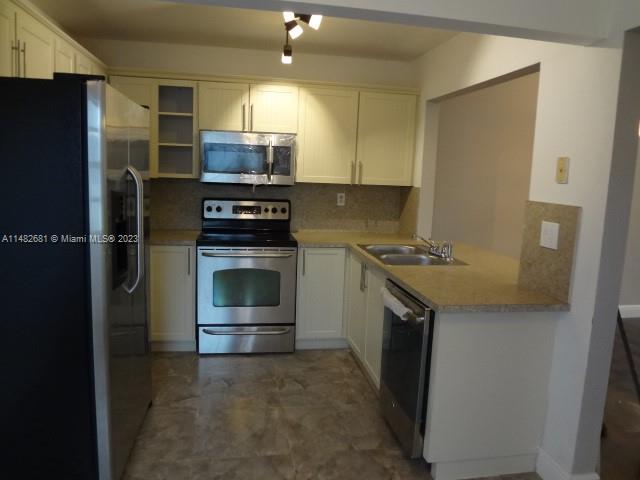 452 NE 210th Circle Ter # 2037